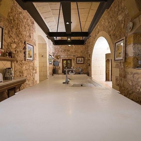Ta' Kullarina Farmhouse With Private Pool In Island Of Gozo Villa Zebbug  Buitenkant foto