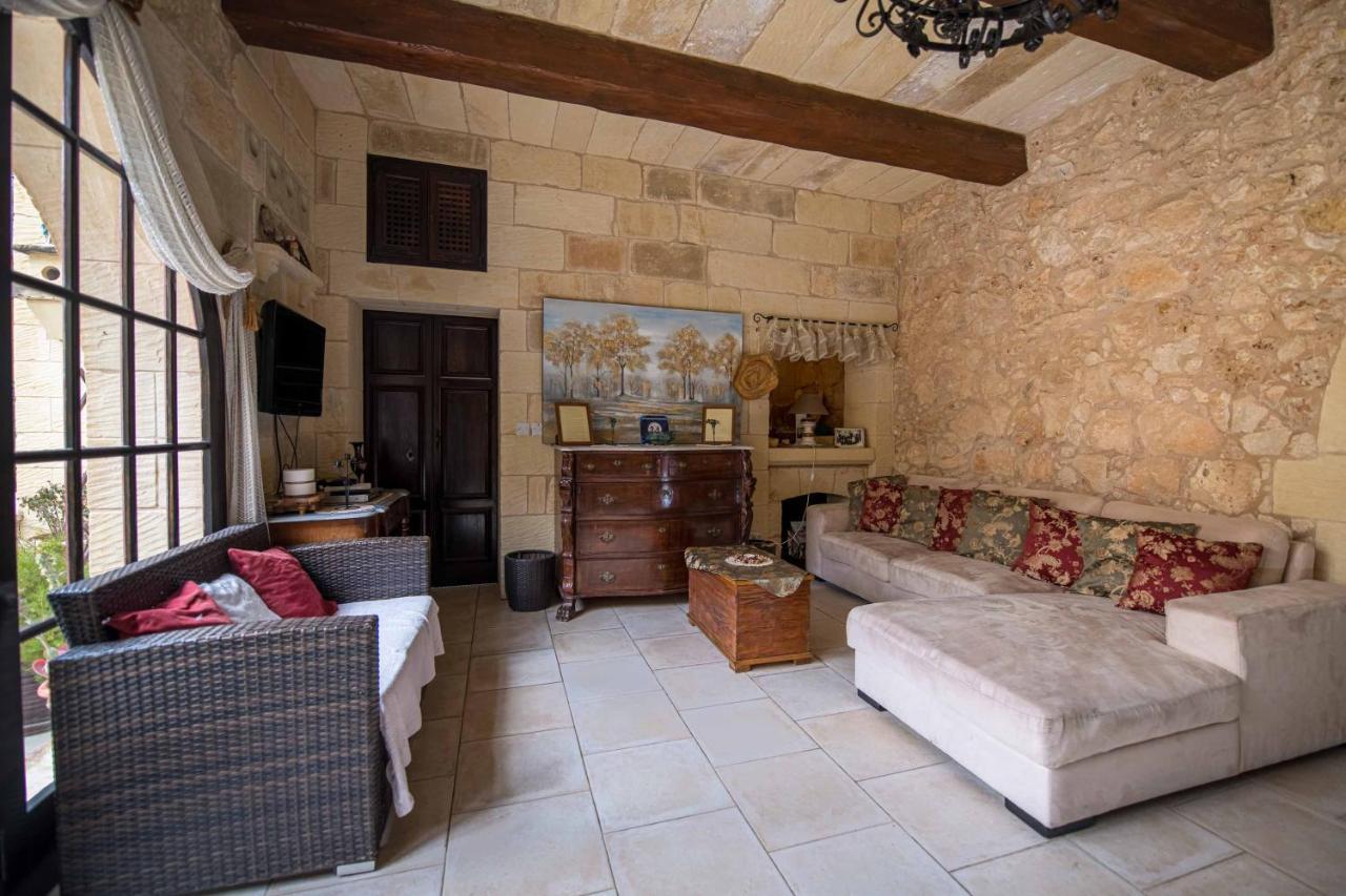 Ta' Kullarina Farmhouse With Private Pool In Island Of Gozo Villa Zebbug  Buitenkant foto